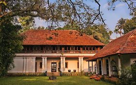Chittoor Kottaram Royal Mansion - A Cgh Earth Saha Experience